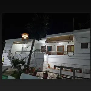 Gezimi , Ksamil Albania
