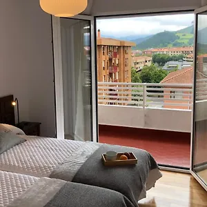 Piso Céntrico Y Tranquilo En Appartement Guernica y Luno